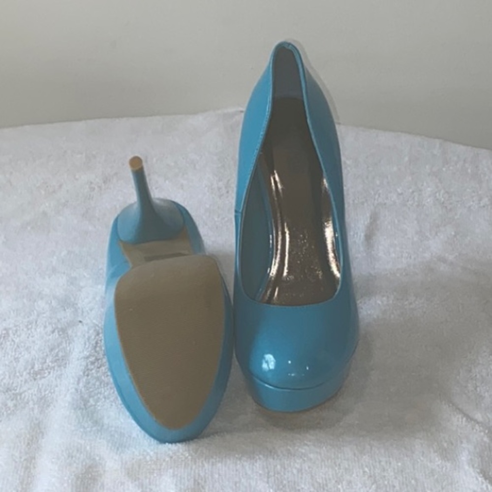 Elegant Blue Women's Pumps